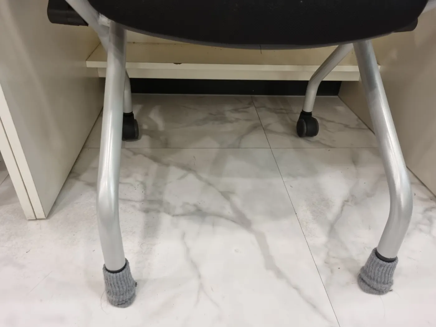 송파구 학원청소 시공 현장 — 바닥 마감 상태