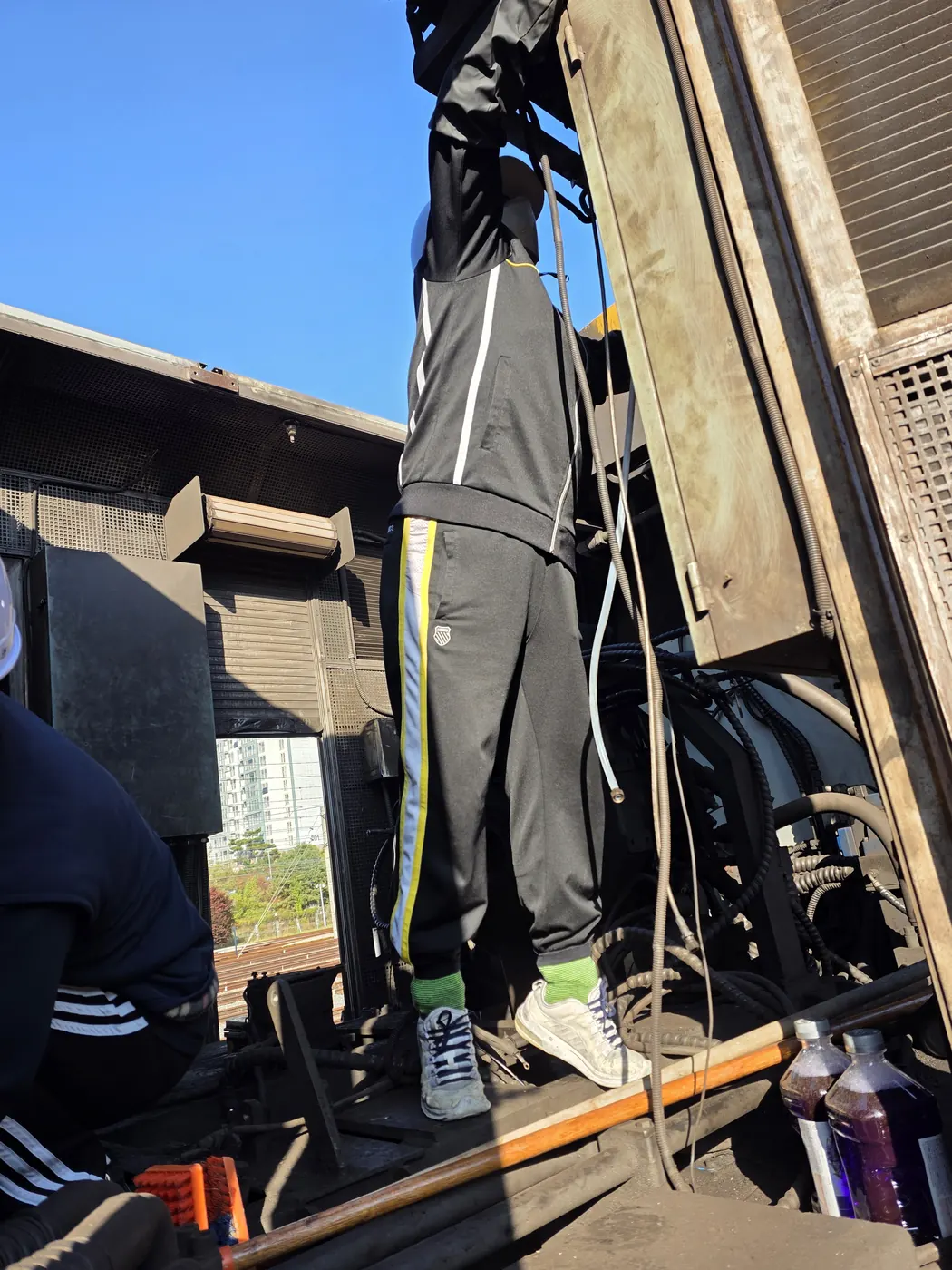 보호구 착용 작업 — 강남구 화재청소 현장