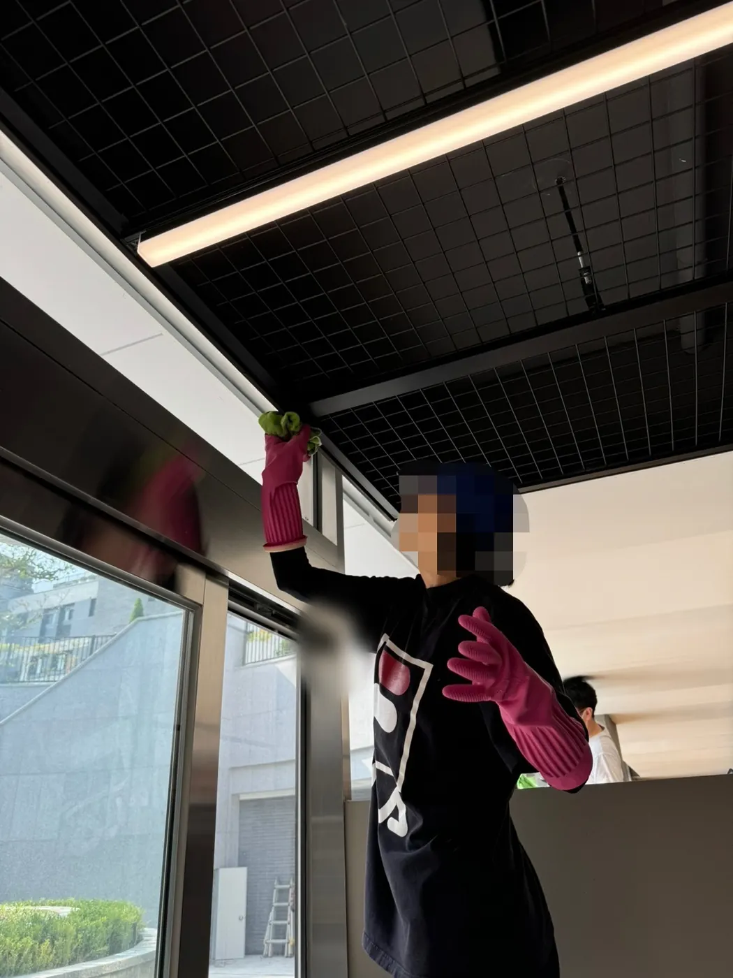 작업 진행 — 광진구 헬스장청소 현장