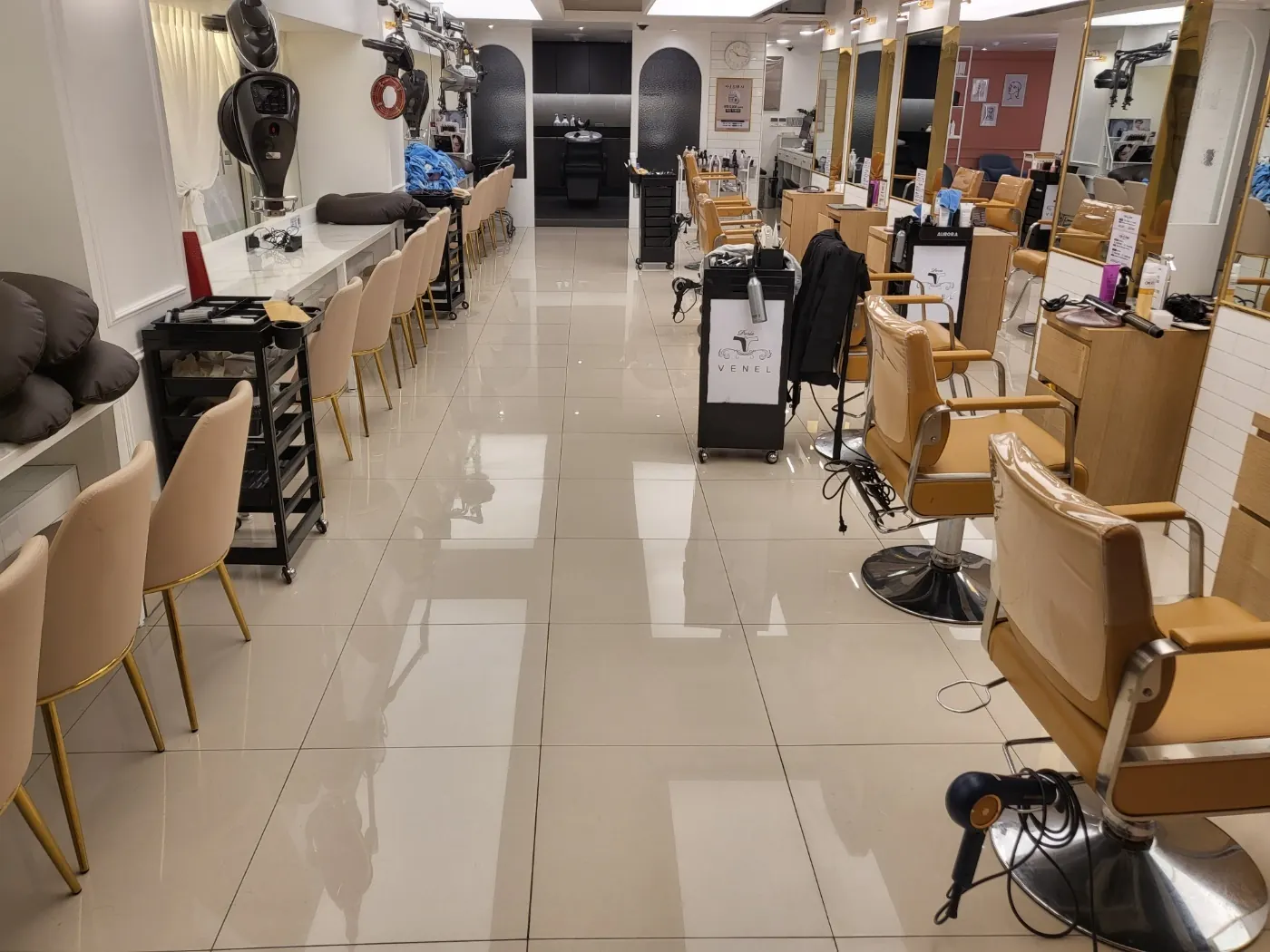 강서구 미용실청소 시공 현장 — 시술석 정리