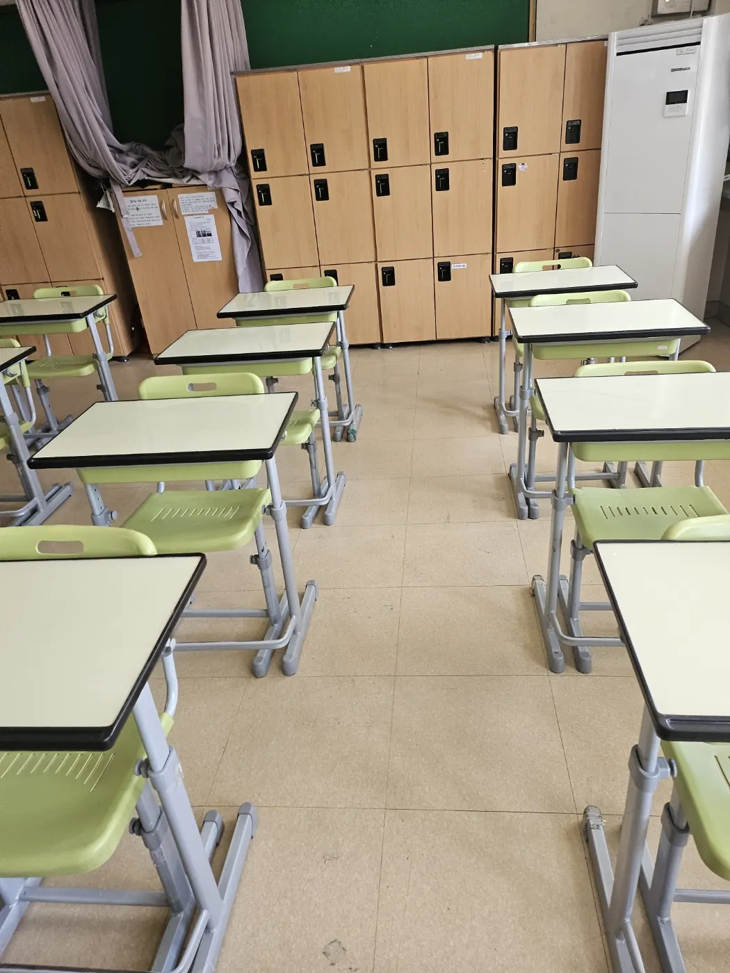 광희동2가 학교청소 시공 현장 — 교실 마감