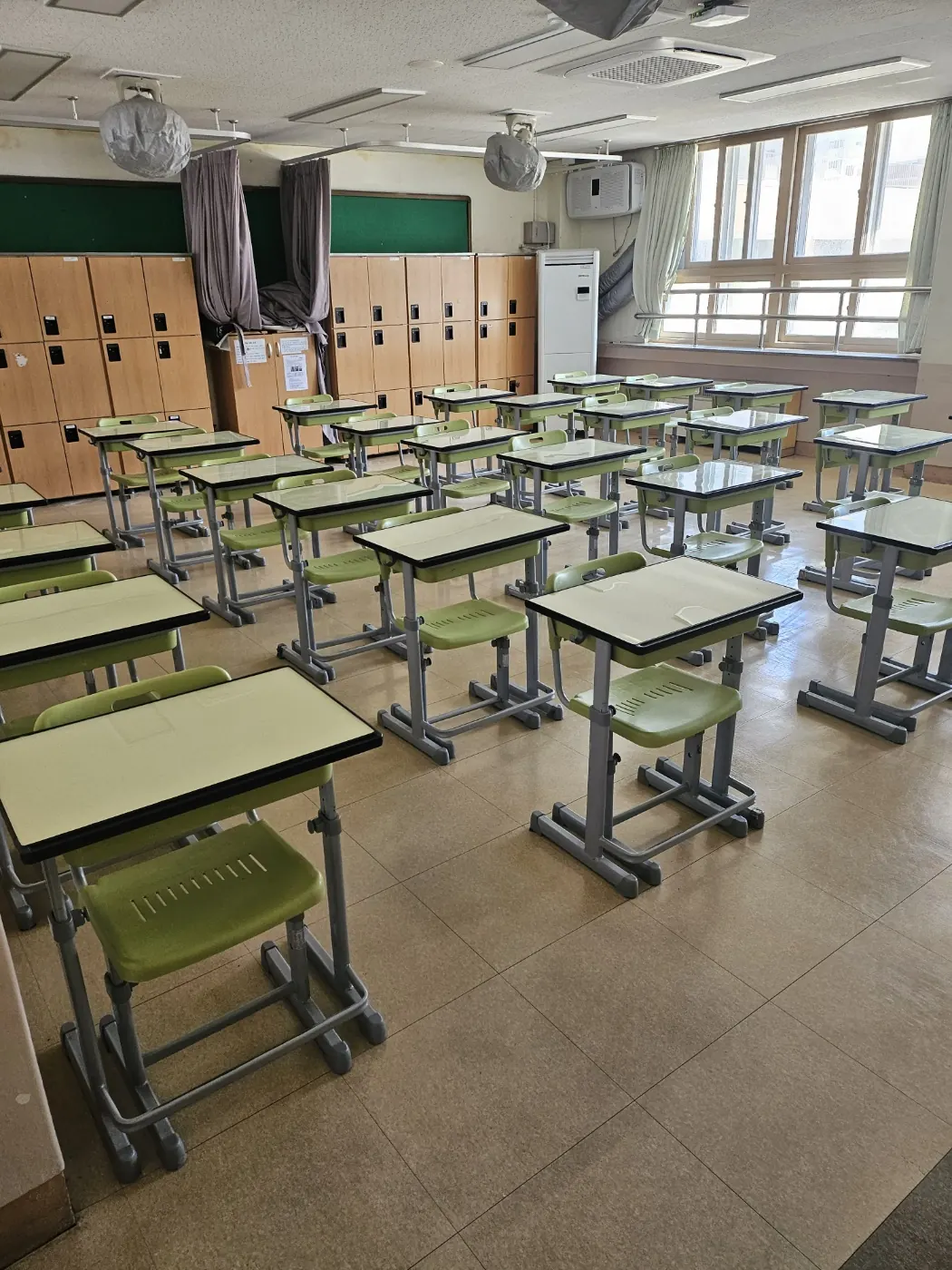 은평구 학교청소 시공 현장 — 교실 정리