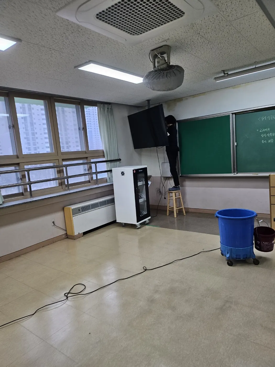 강서구 학교청소 시공 현장 — 교실 마감