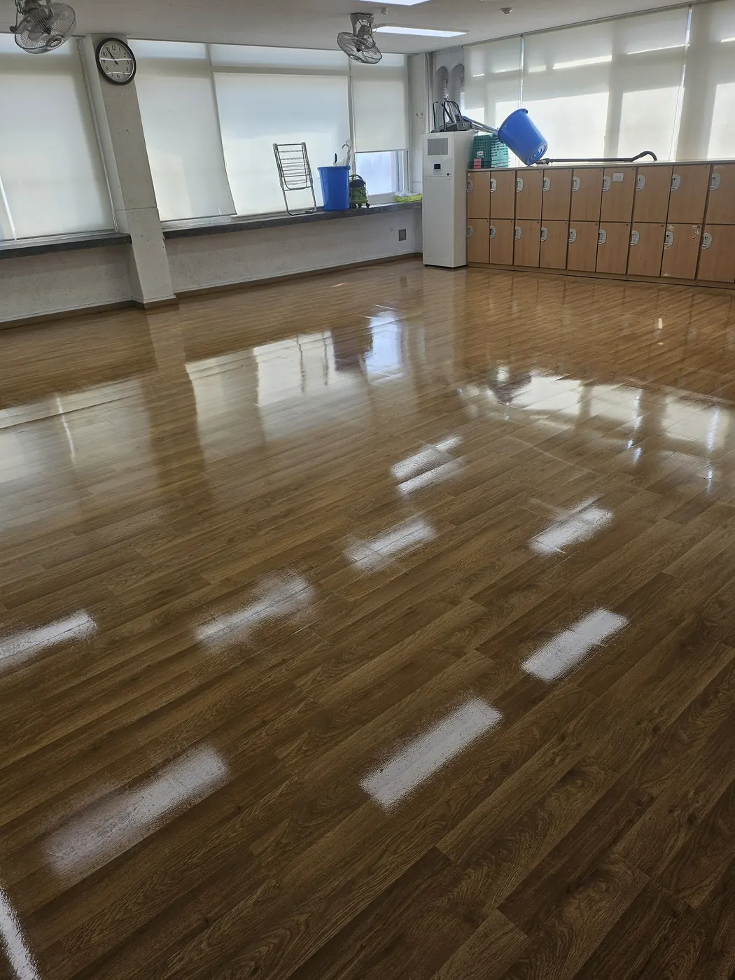 왁스 재코팅 — 도봉구 학교청소 현장